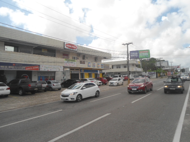 FRENTE CENTRO COMERCIAL