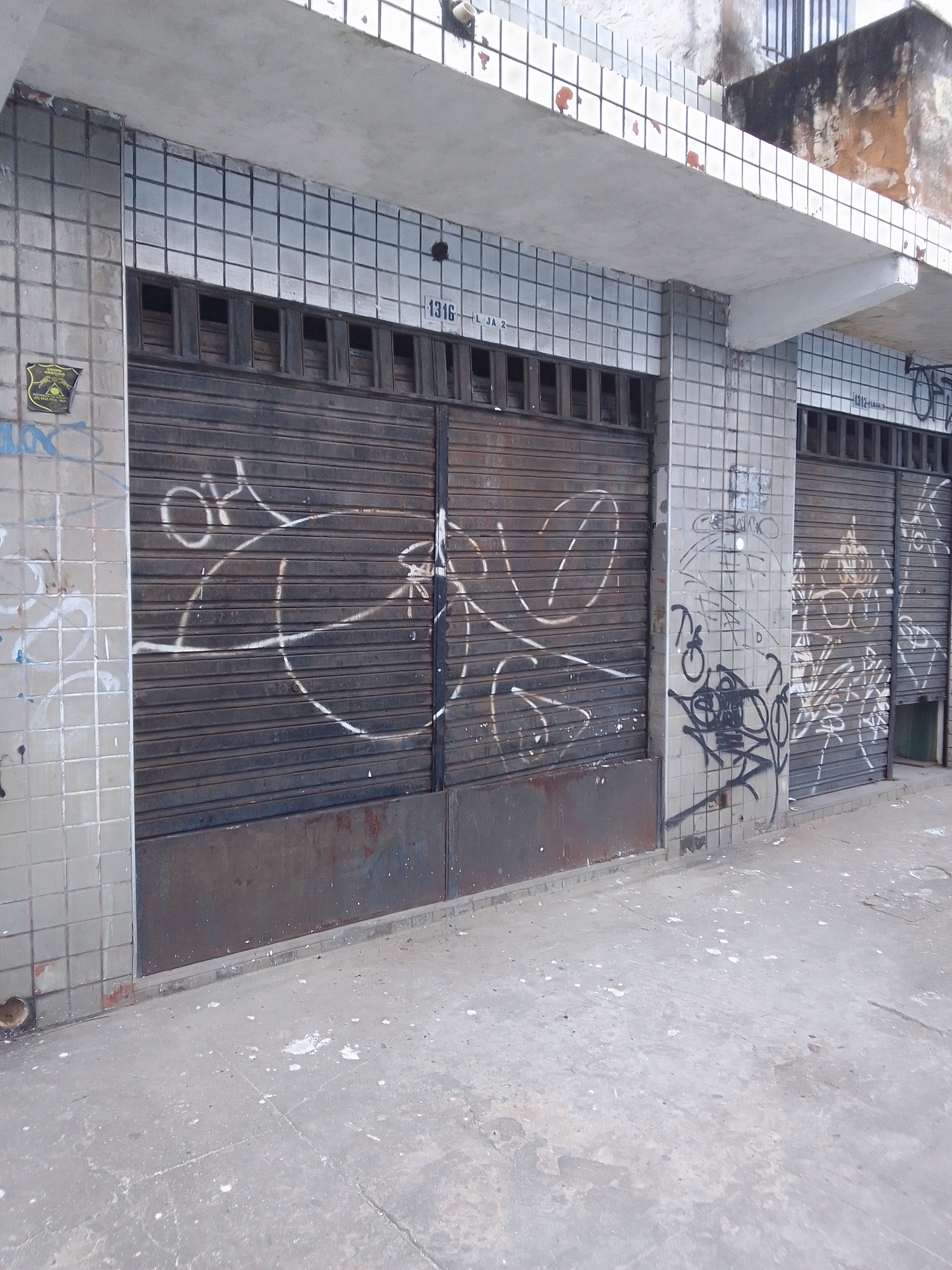 FRENTE LOJA ( &Acirc;NGULO II )