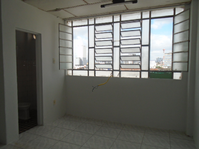 SALA ( &Acirc;NGULO III )