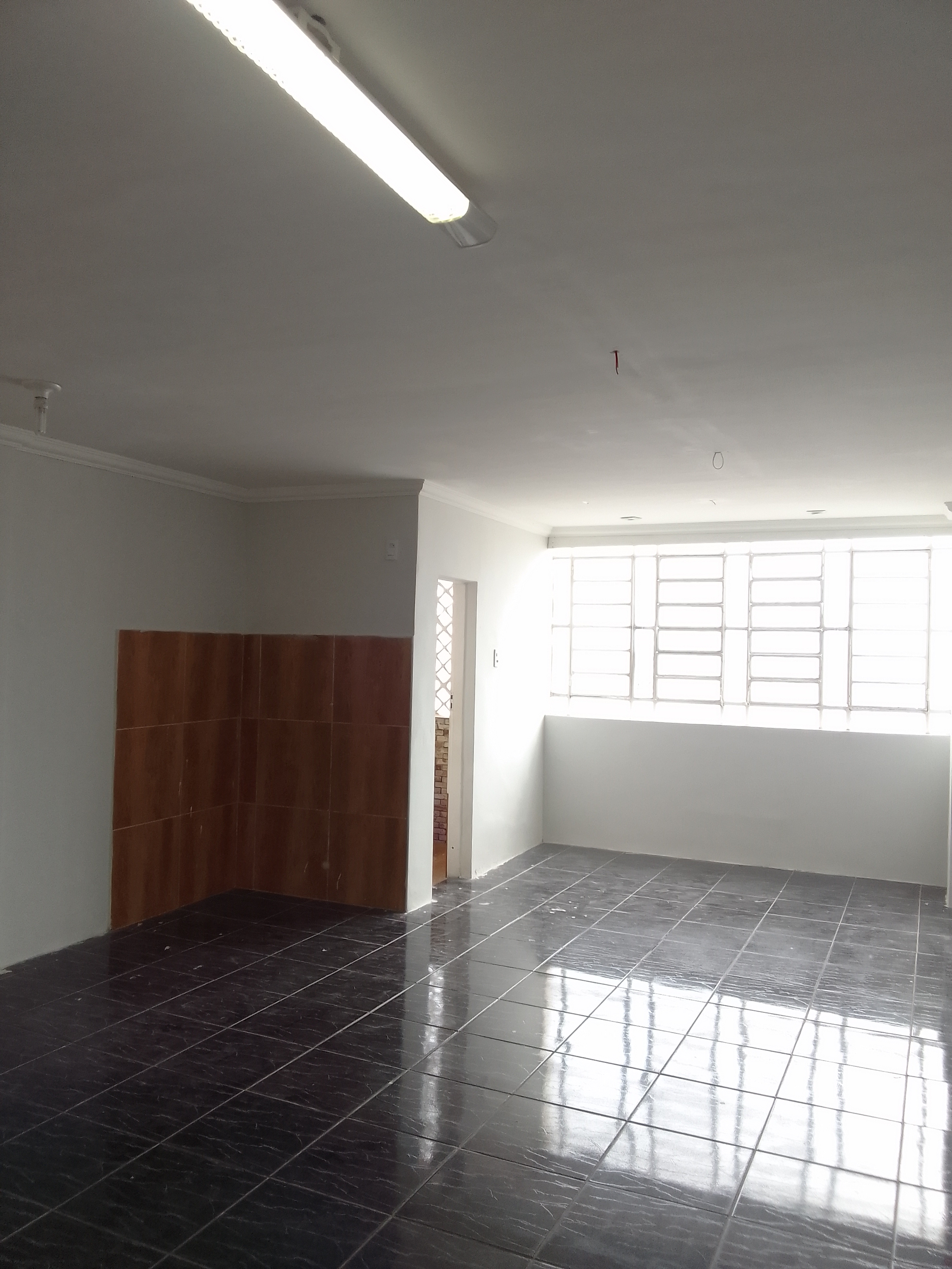 SALA ( &Acirc;NGULO II )