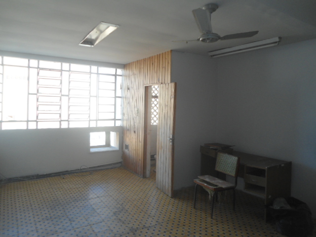 SALA ( &Acirc;NGULO III )