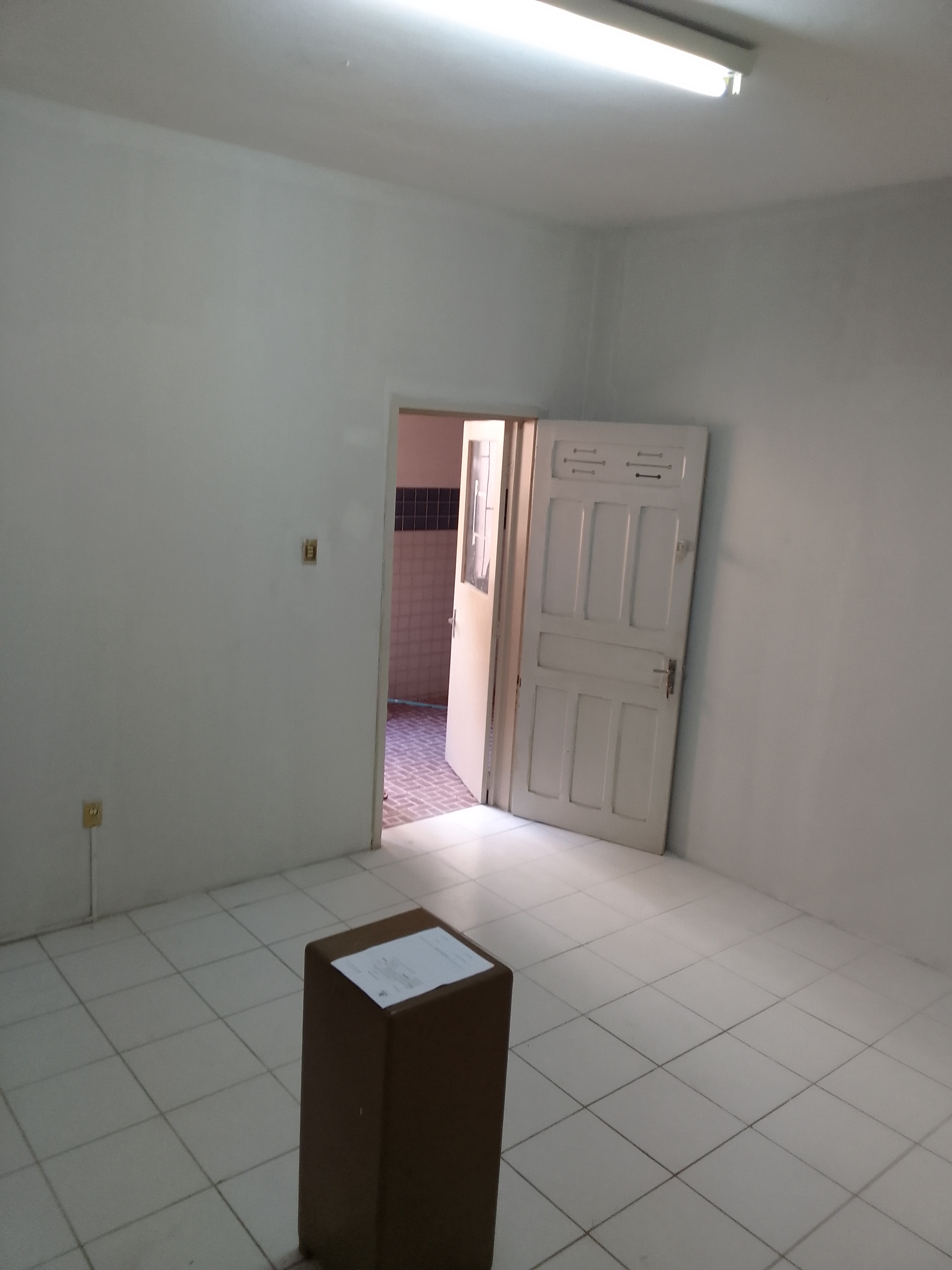 SALA ( &Acirc;NGULO II )