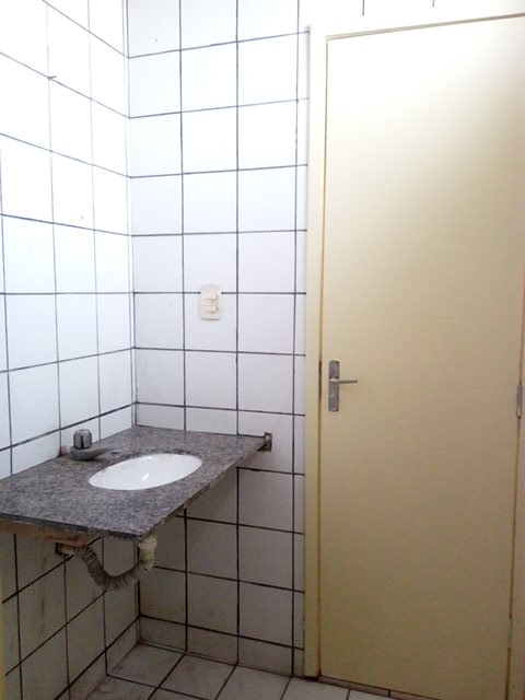 PRIMEIRO WC SALA GRA
