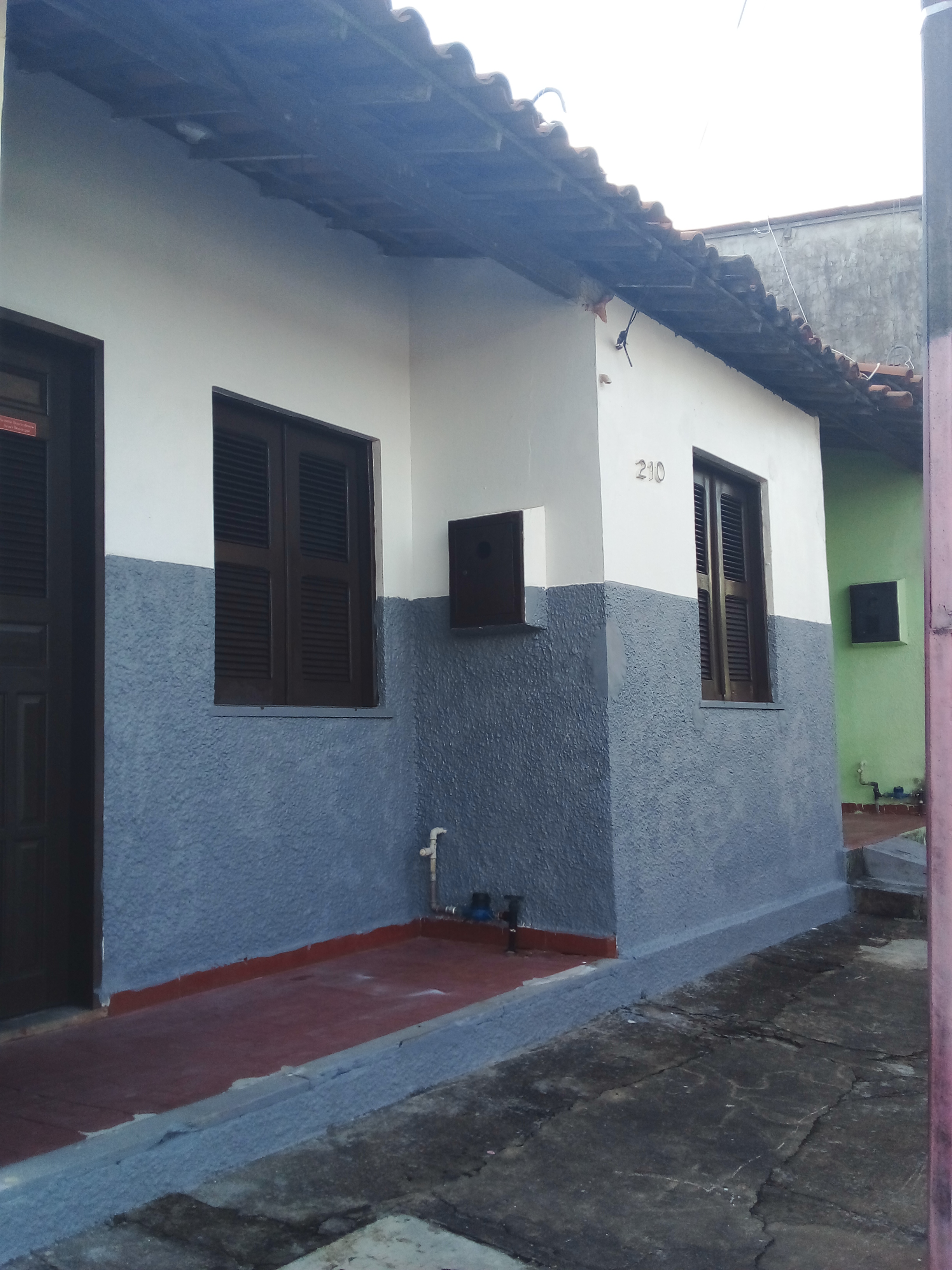 FRENTE CASA