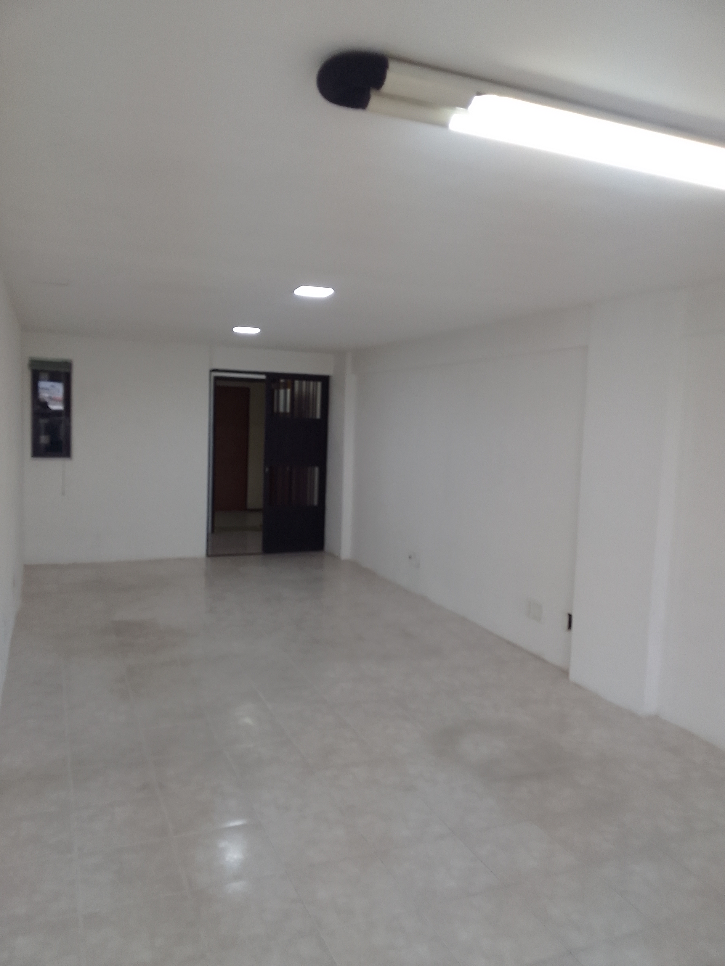 SALA ( &Acirc;NGULO III )