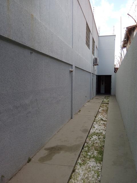 ENTRADA CORREDOR LATERAL