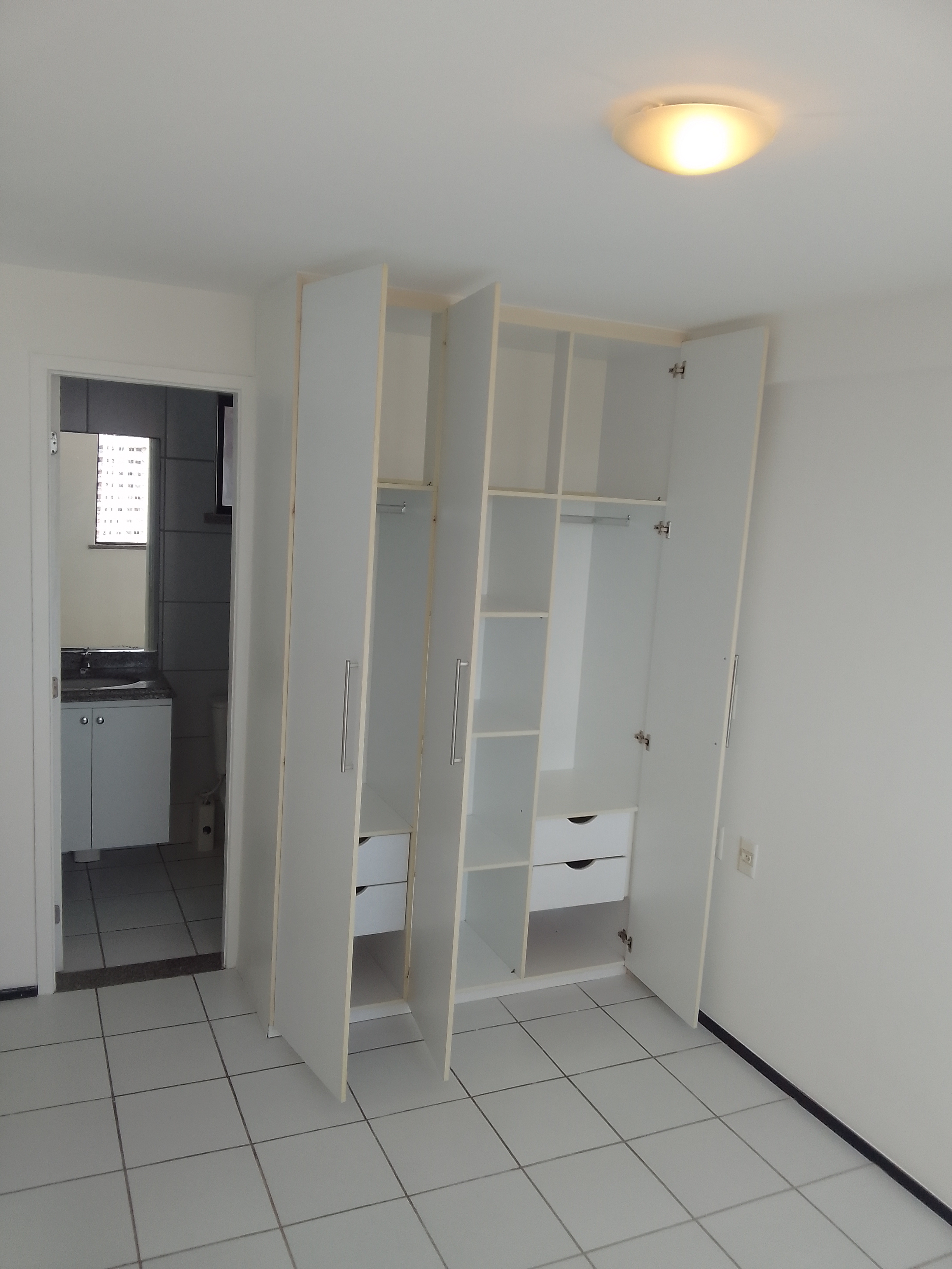 SUITE ( &Acirc;NGULO IV )