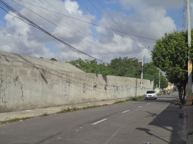 LATERAL ( RUA BAR&Atilde;O DE SOBRAL )