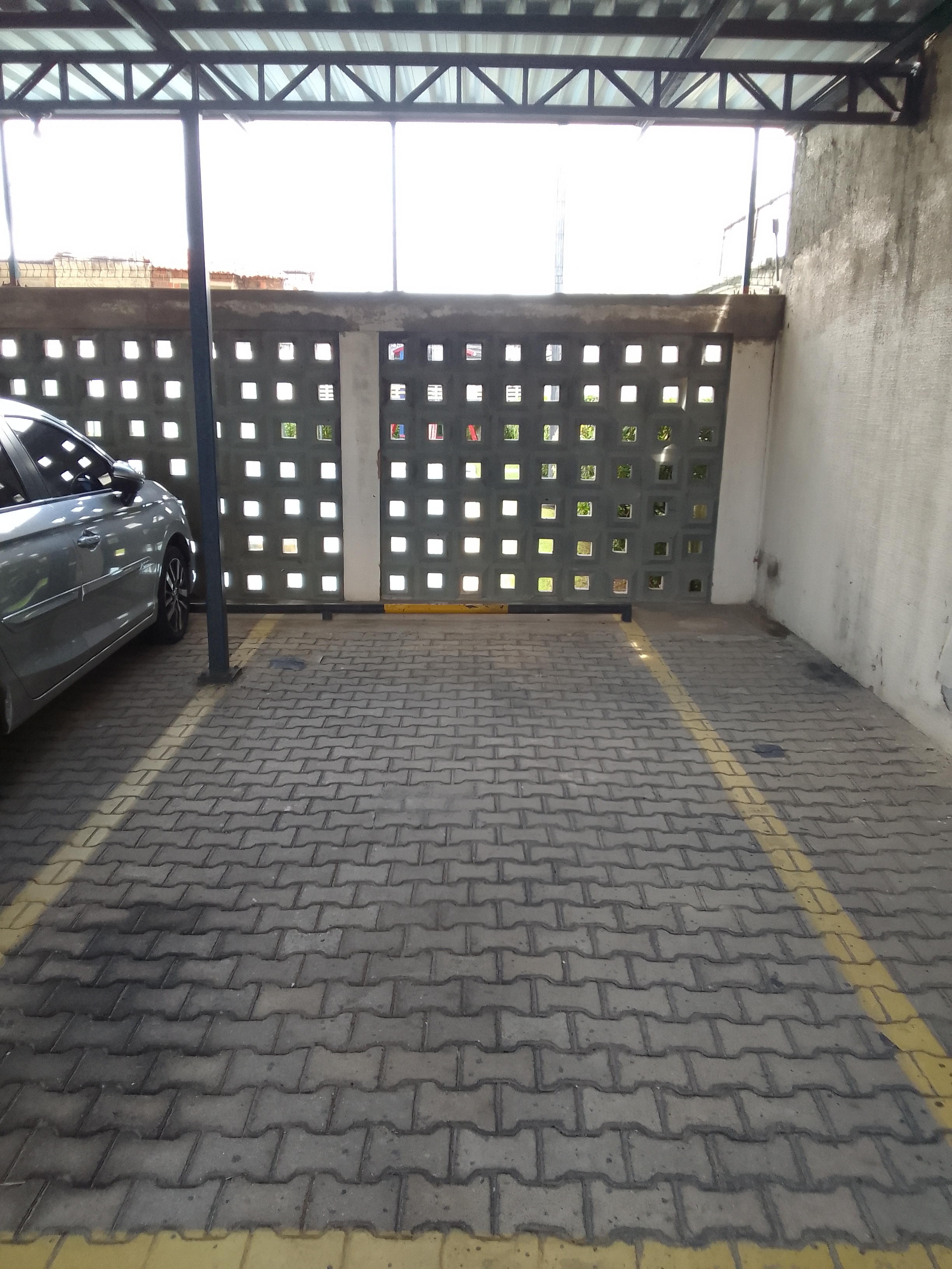 VAGA DE GARAGEM