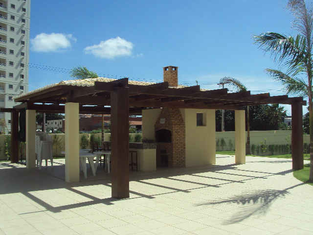 DECK / CHURRASQUEIRA