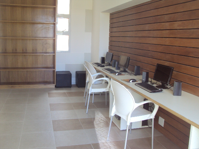 LAN HOUSE