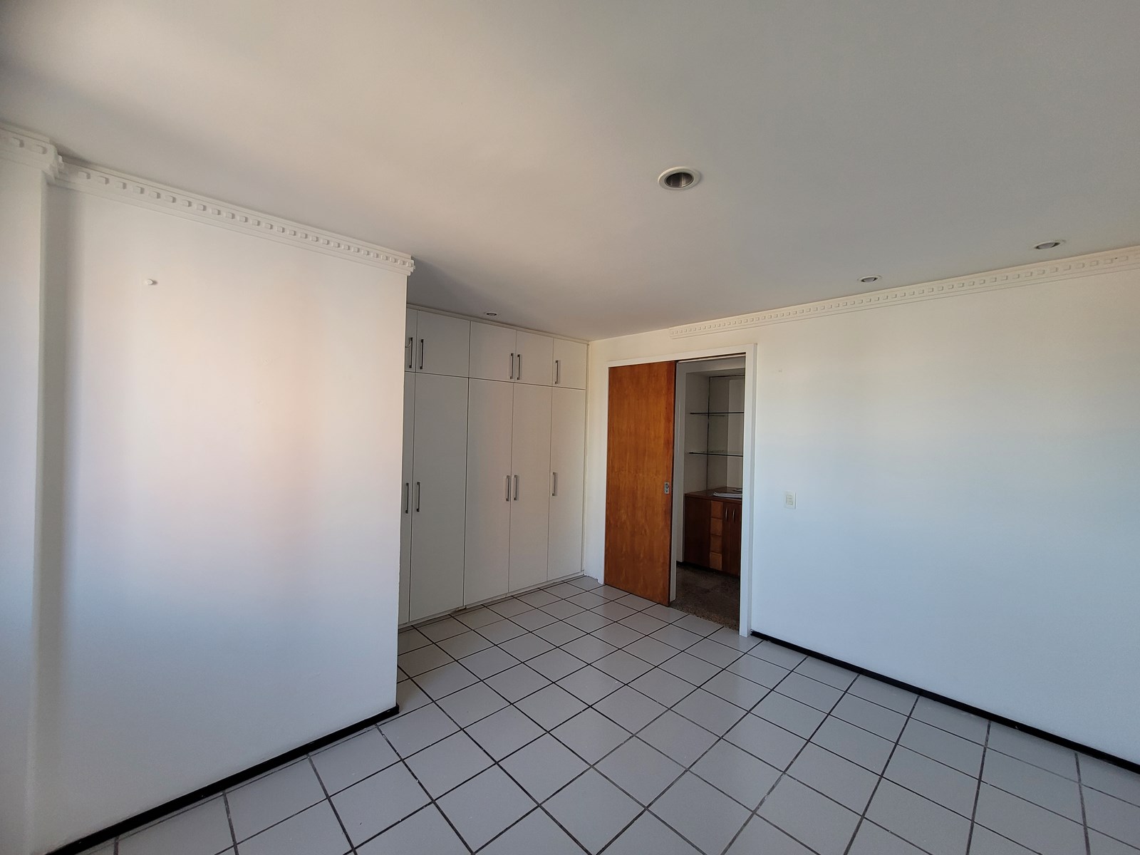 SUITE 1 (ANGULO III)