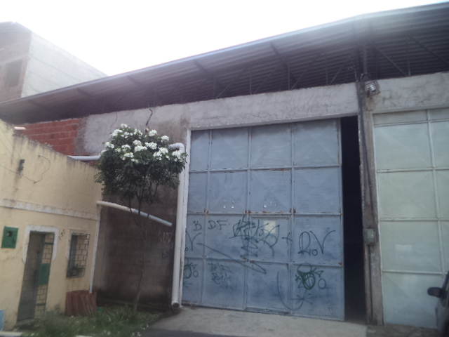 ENTRADA PELA VILA DEM&Eacute;TRIO