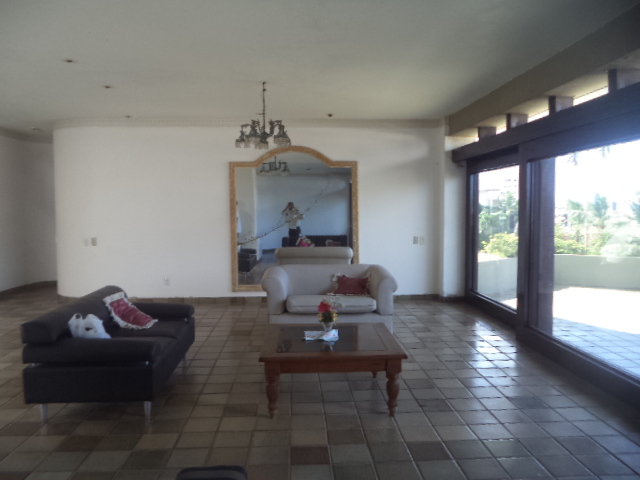 SALA ( &Acirc;NGULO II )