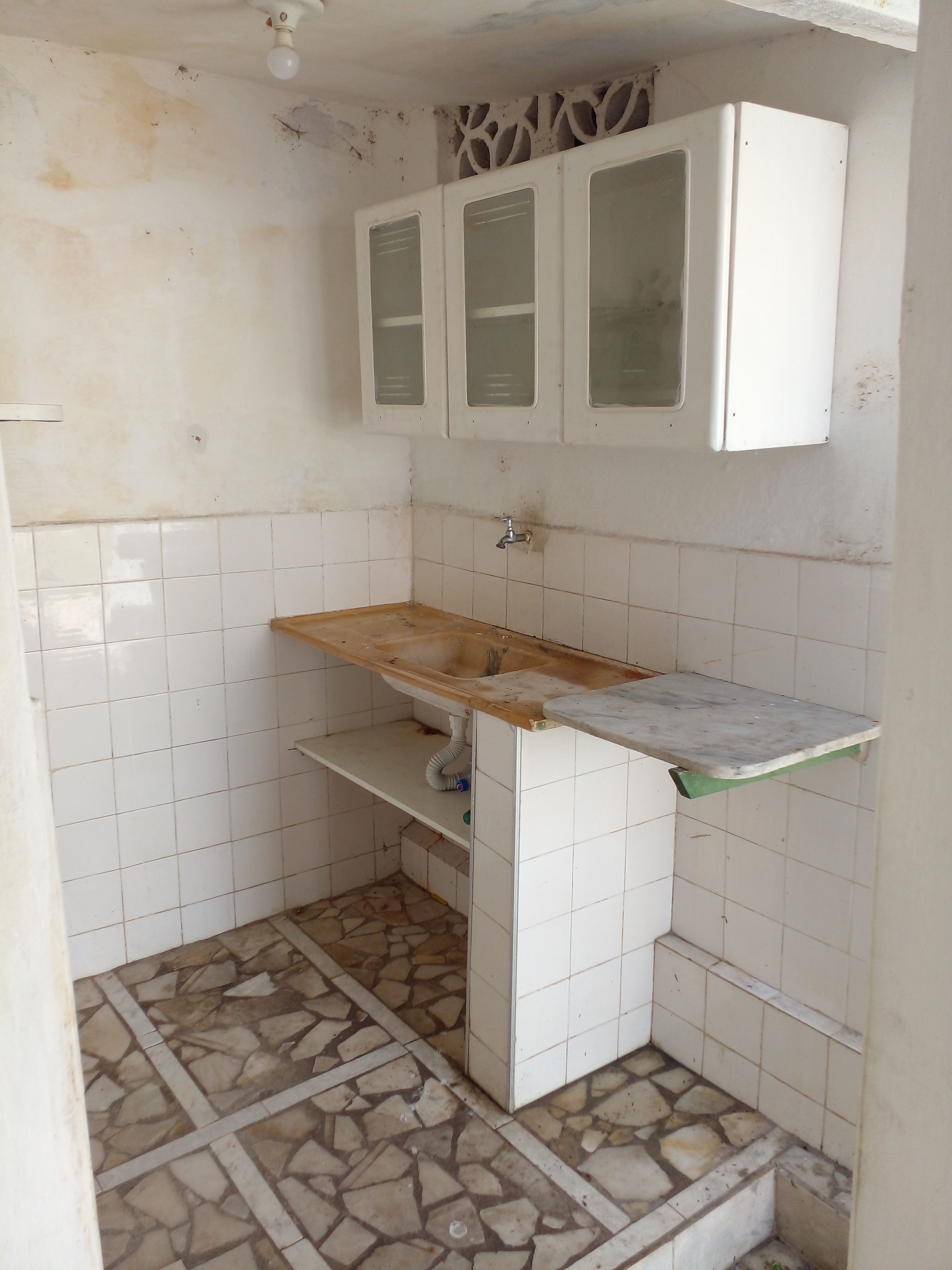 &Aacute;REA DE SERVI&Ccedil;O