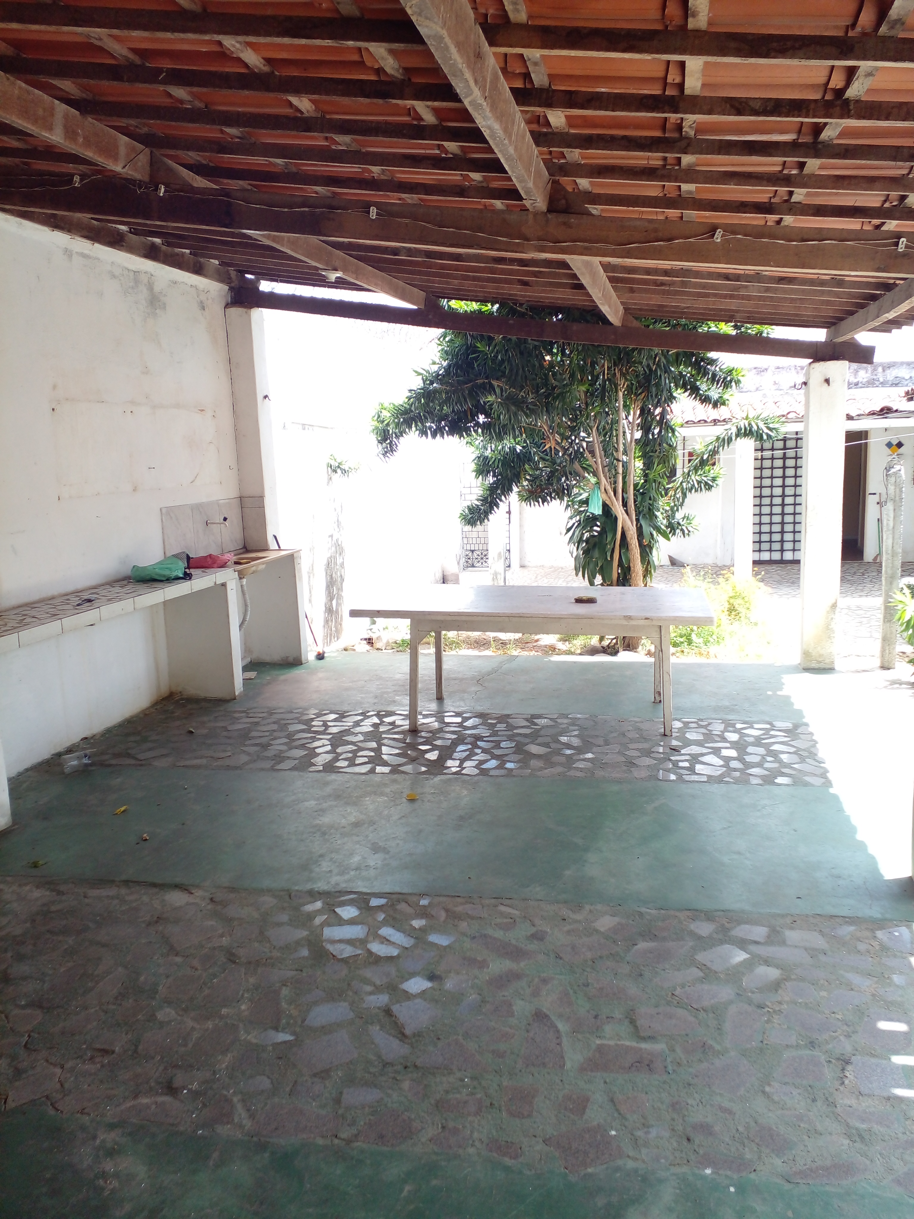 &Aacute;REA COBERTA ANGULO II