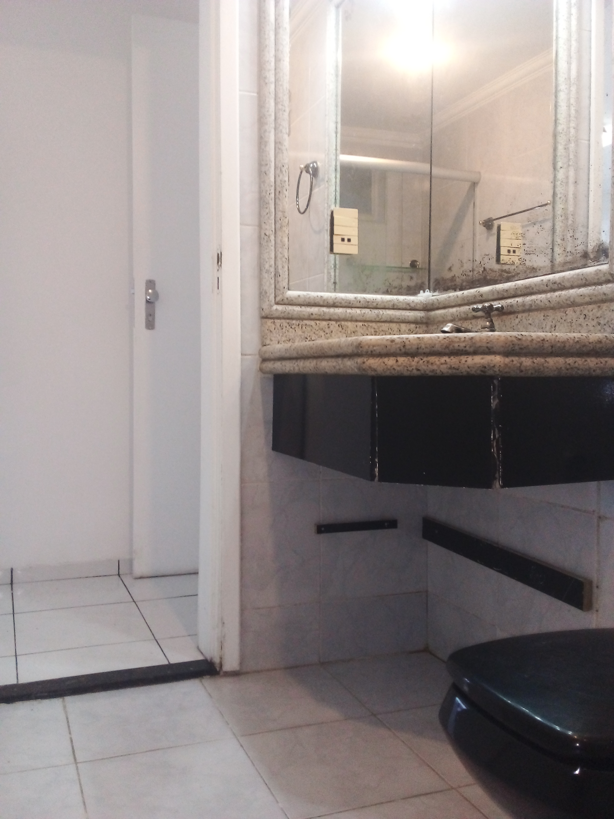 WC SUITE