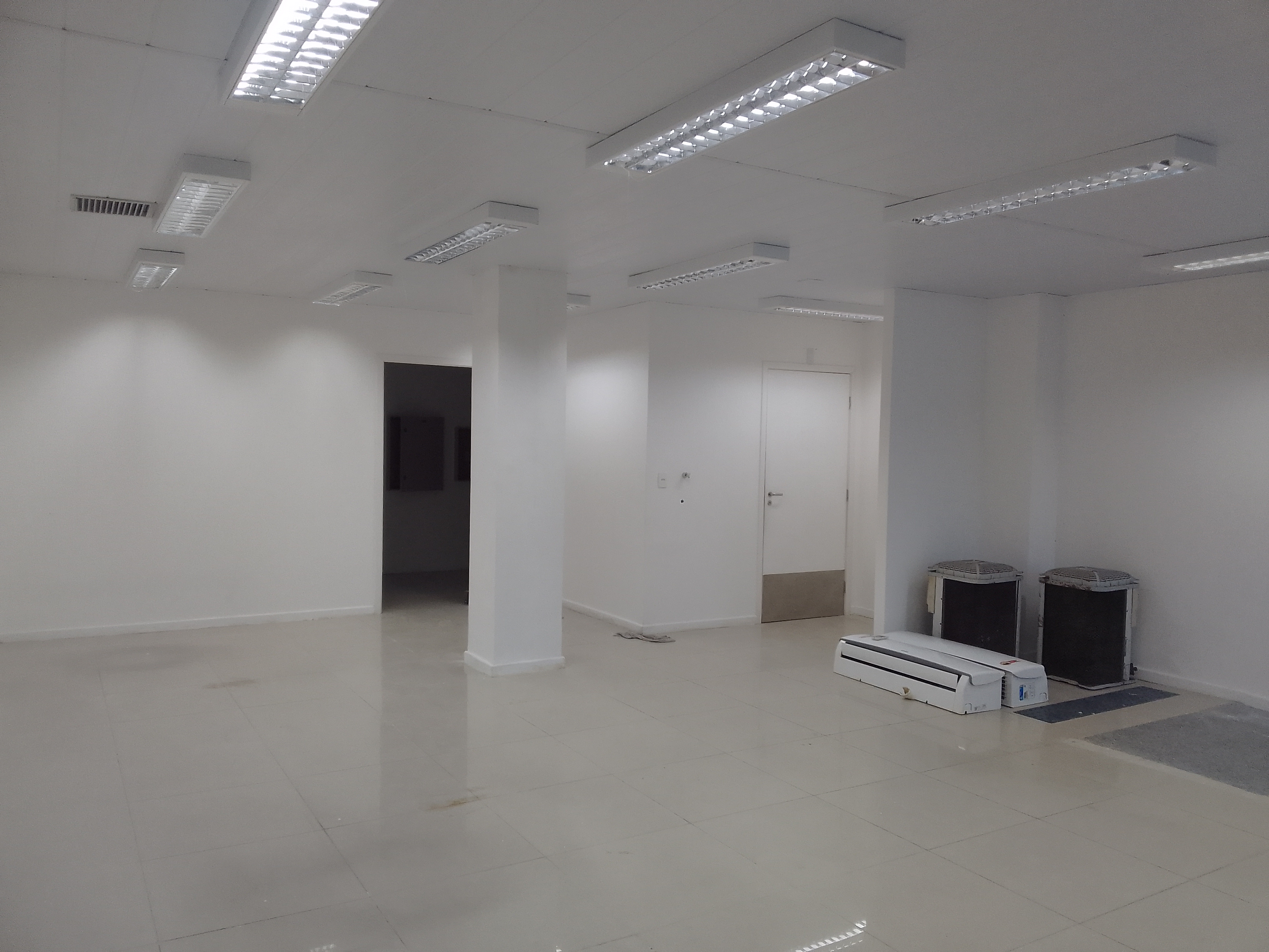 LOJA ( &Acirc;NGULO III )