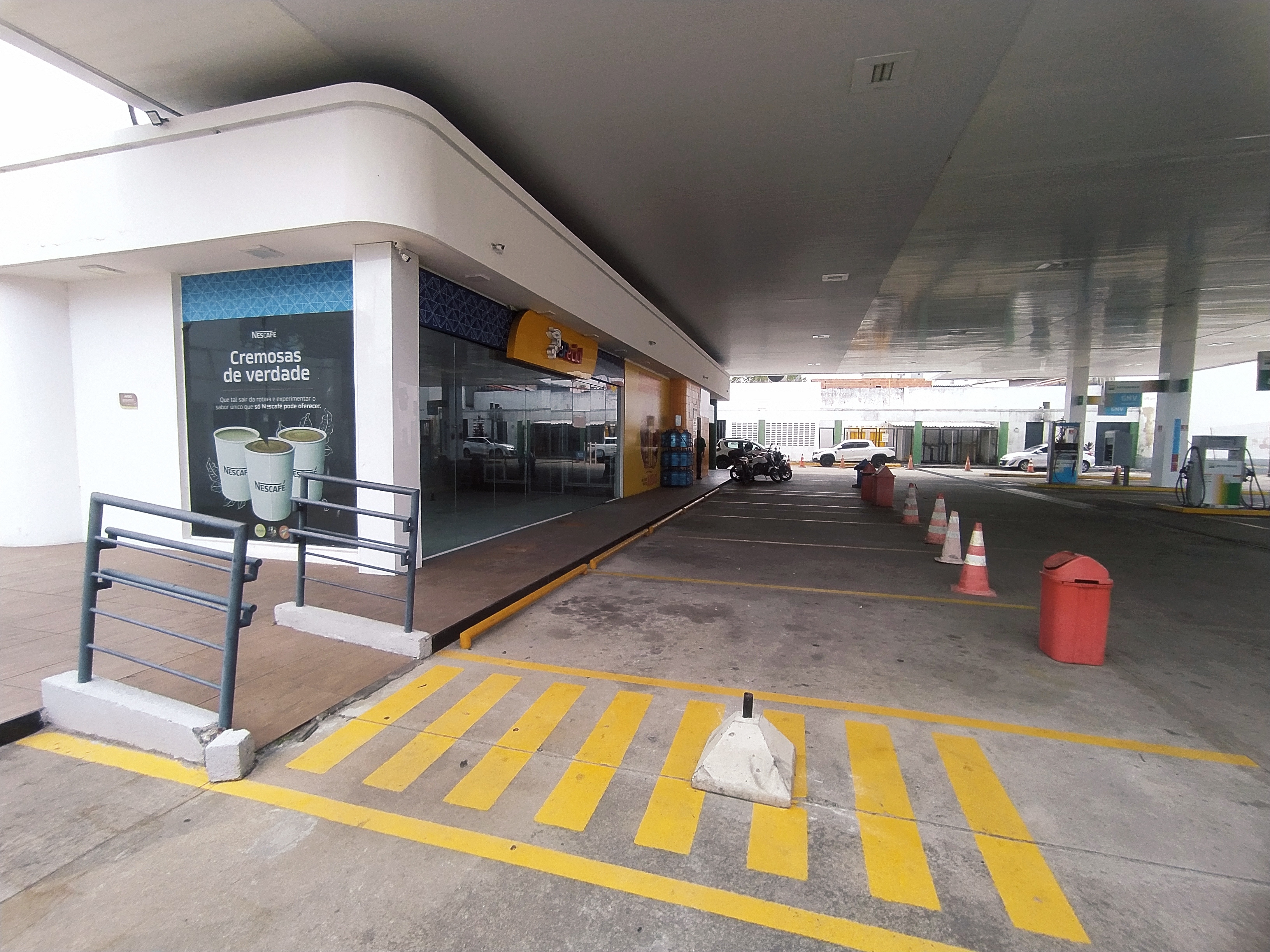 FACHADA SEGUNDO ANGULO