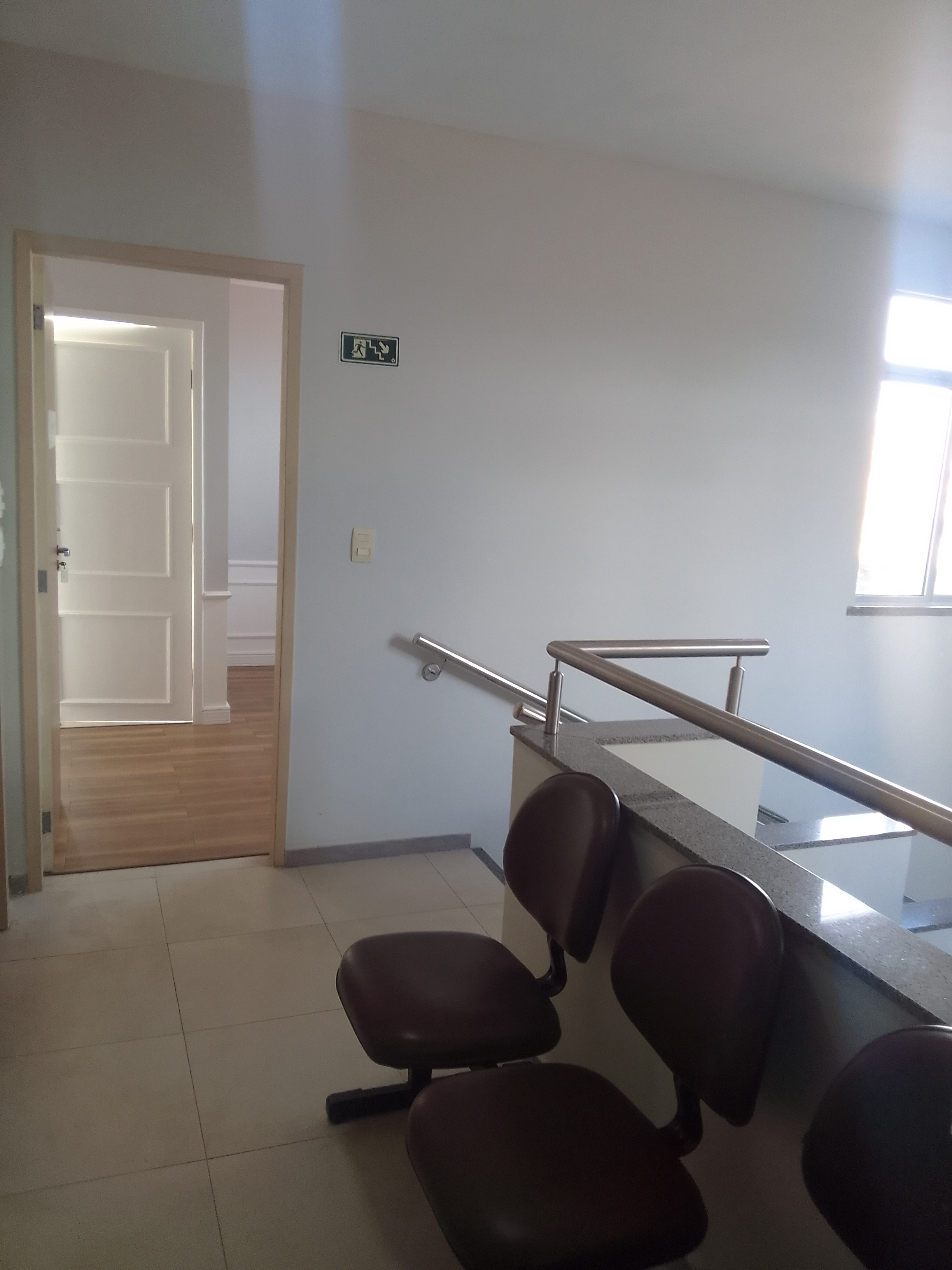 HALL ( 1&ordm; ANDAR ) / SALA 06