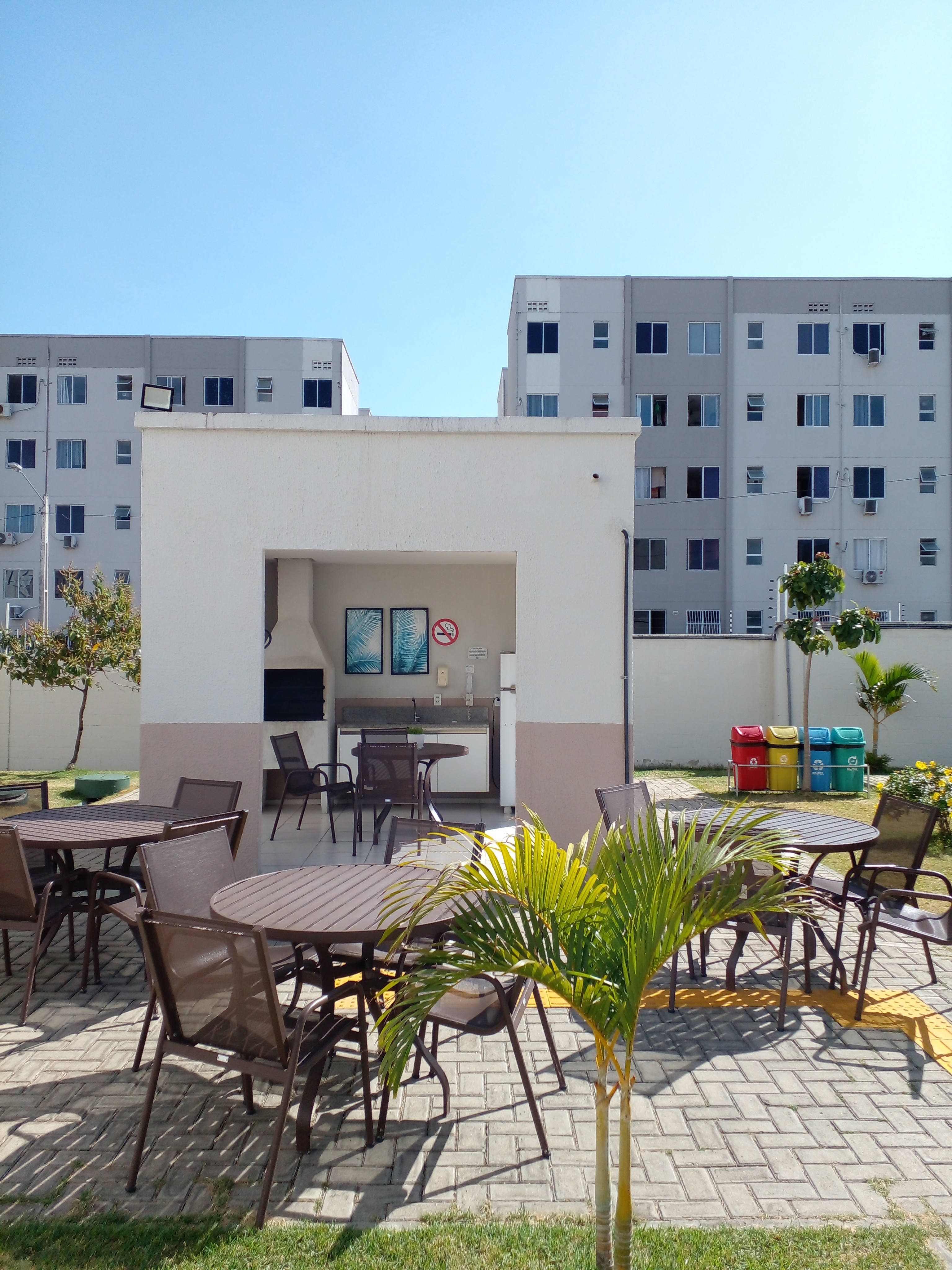 DECK PISCINA