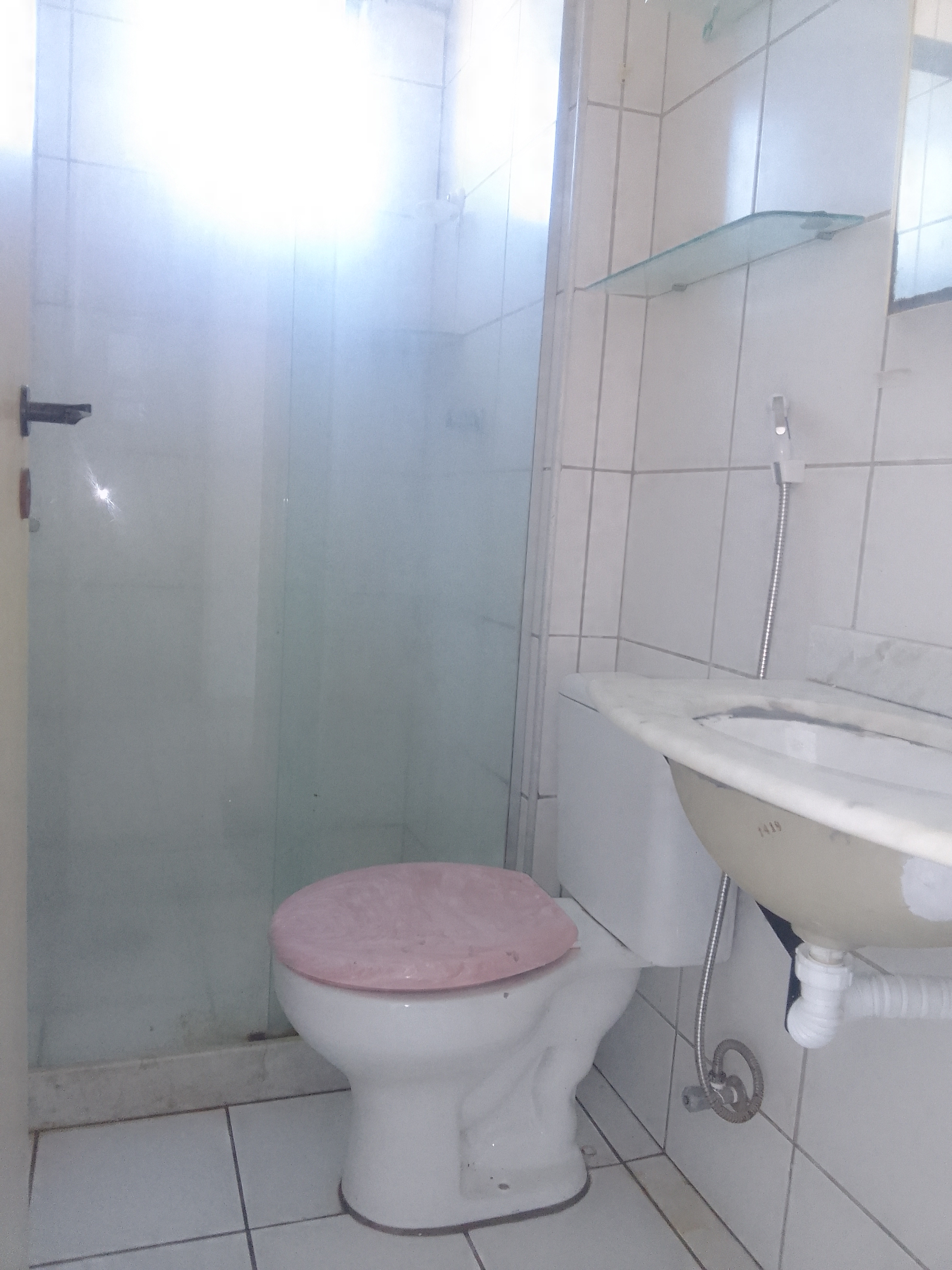 WC SUITE ( &Atilde;NGULO II