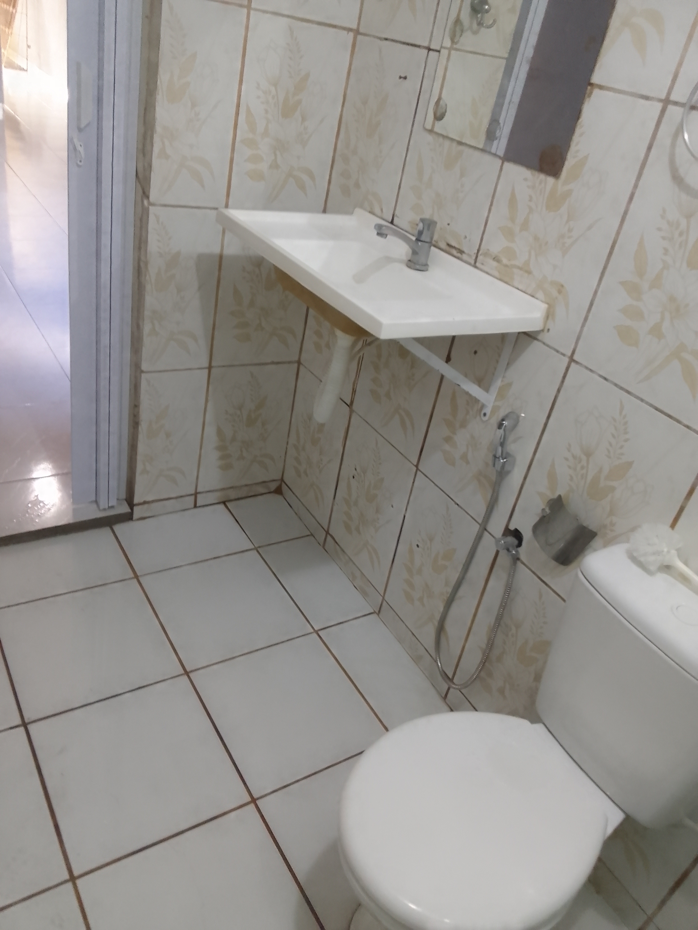 WC SUITE ( &Acirc;NGULO II )