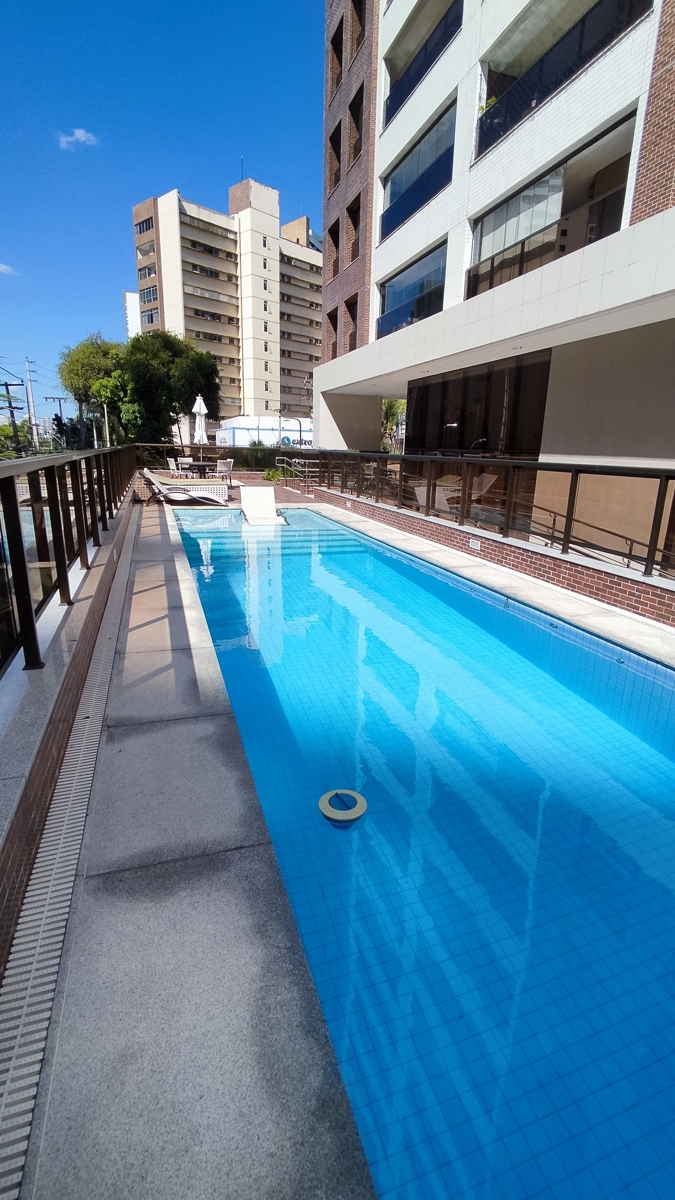 PISCINA ANGULO II