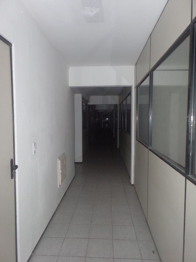 CORREDOR SALAS T&Eacute;RREO