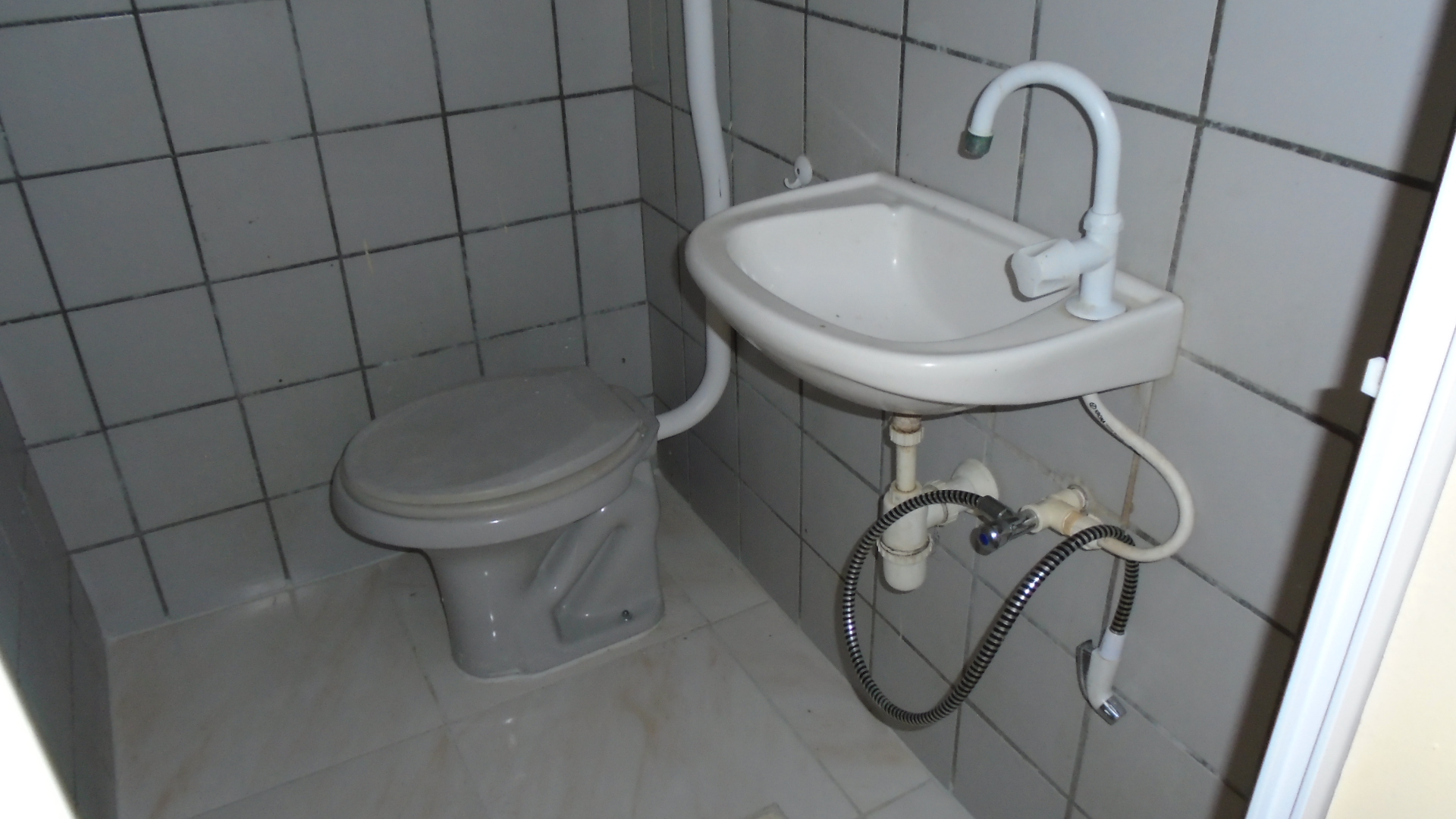 BANHEIRO SOCIAL &Acirc;NGULO 3