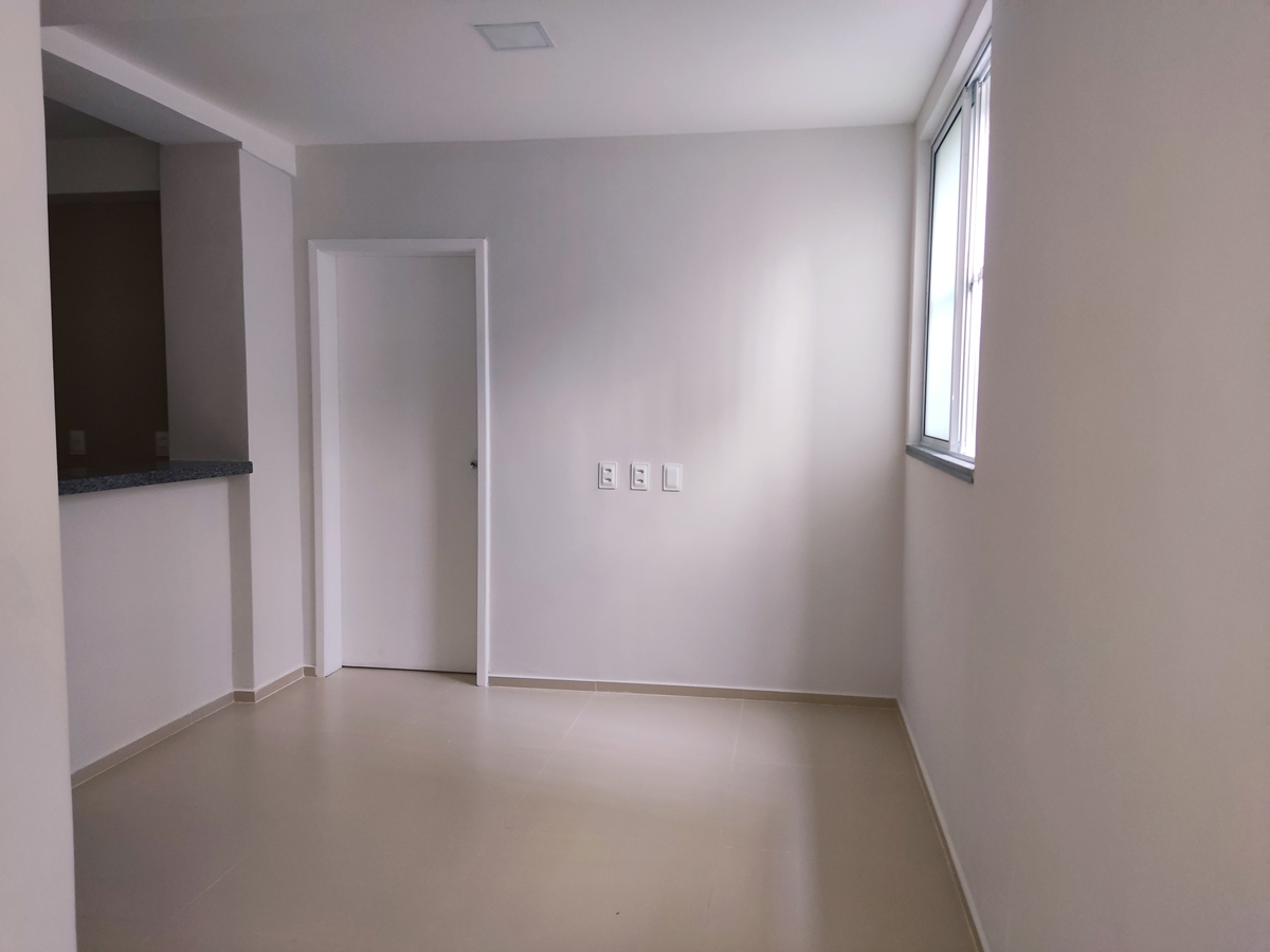 SALA / COZINHA / &Aacute;RE