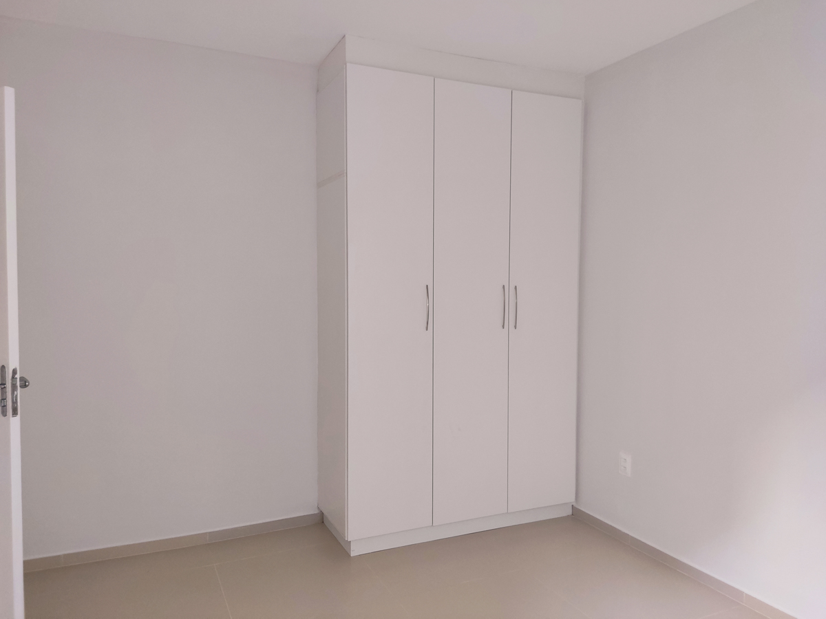 DORMITORIO ANGULO II