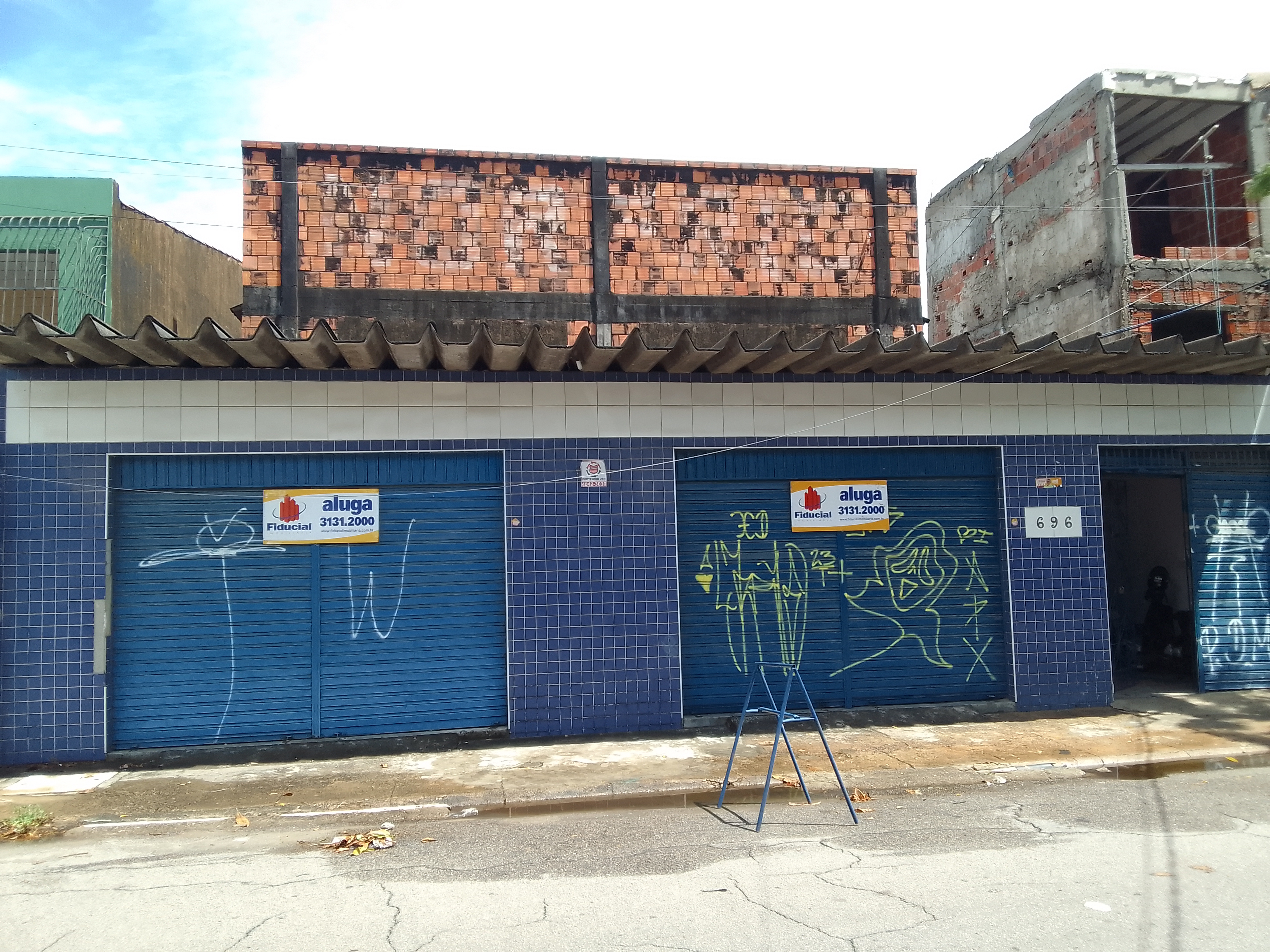 FACHADA ( &Acirc;NGULO II )