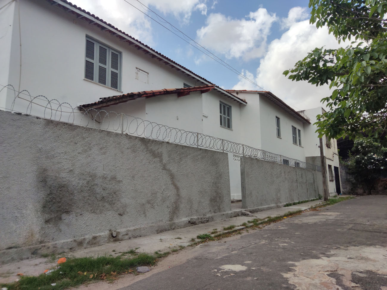 FUNDOS - RUA IN&Aacute;CIO BARROSO