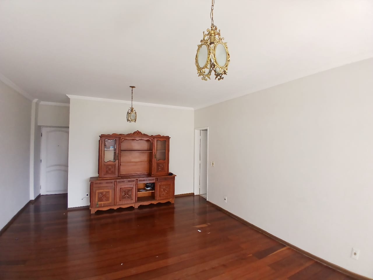 SALA ANGULO II