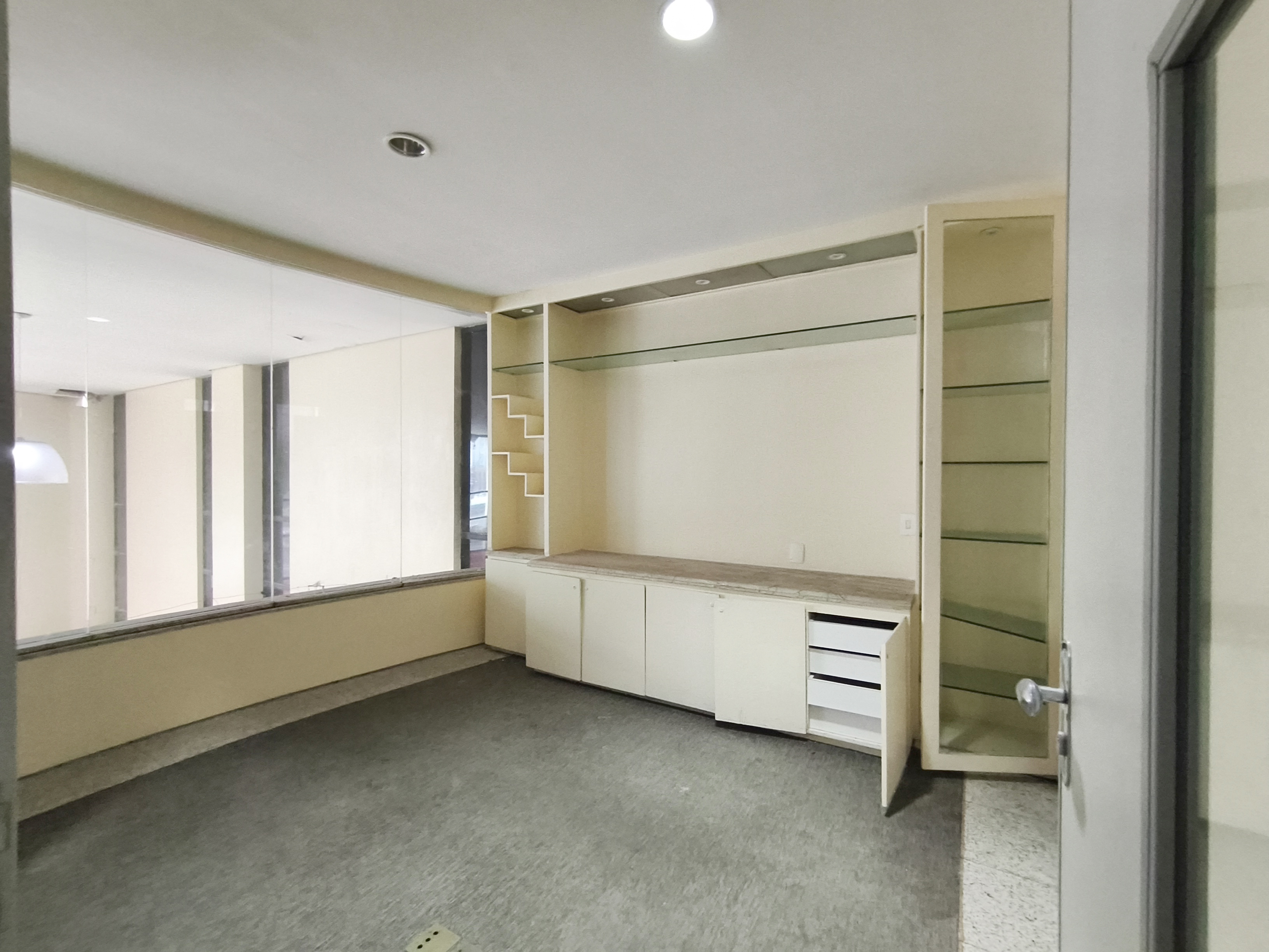 ESCRITORIO  MEZANINO