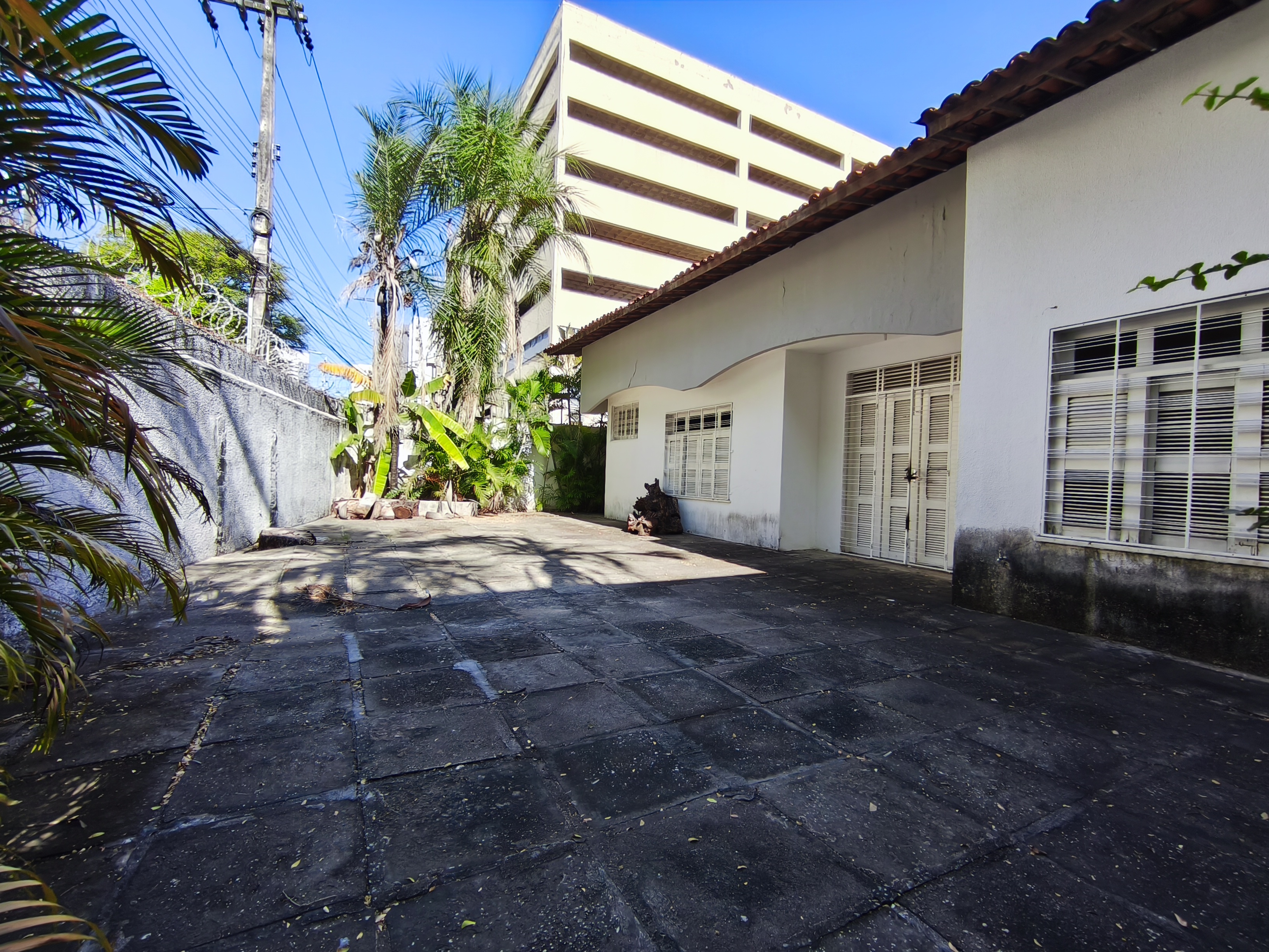 &Aacute;REA LATERAL ANGULO II