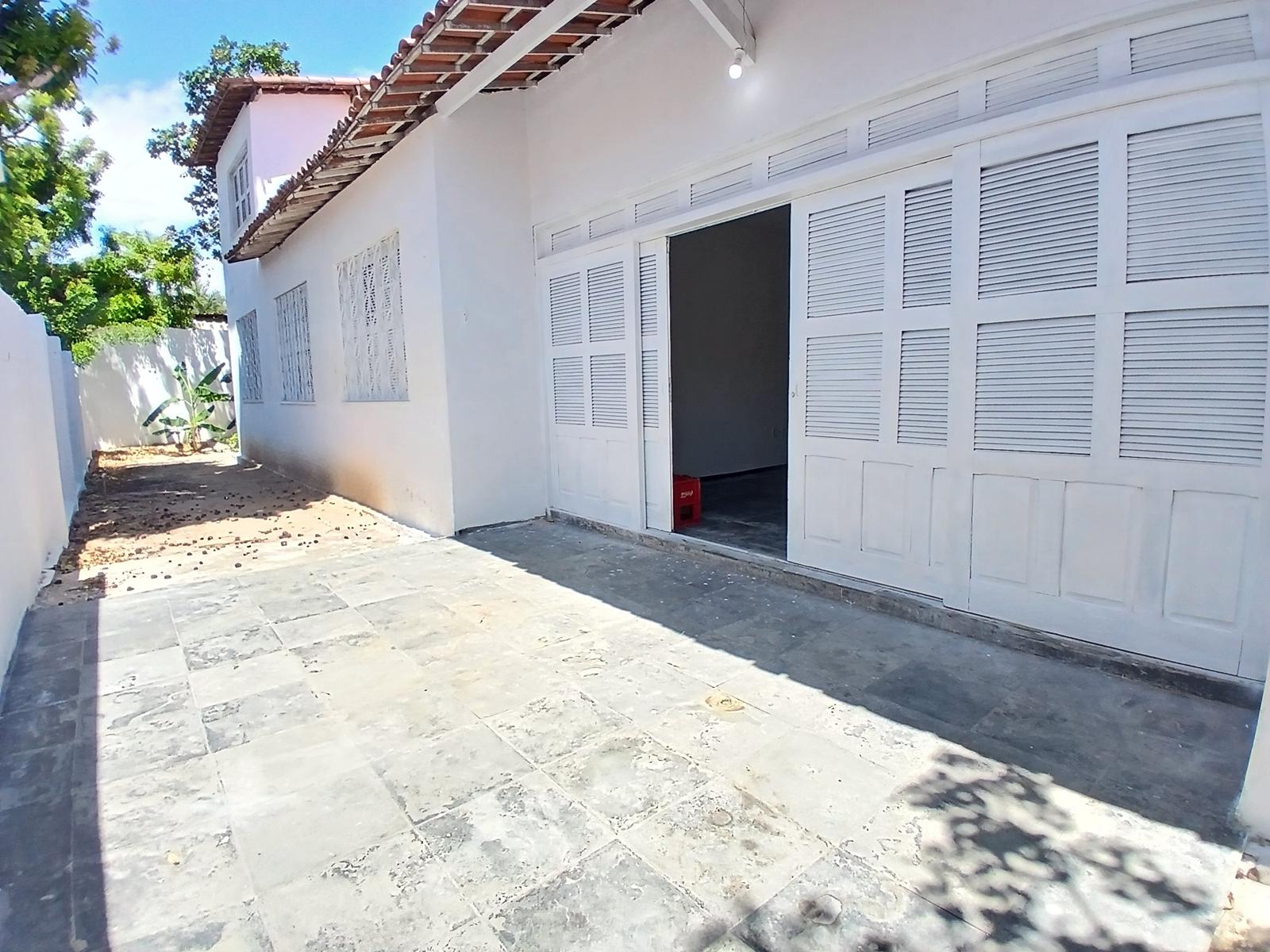 &Aacute;REA EXTERNA LATERAL