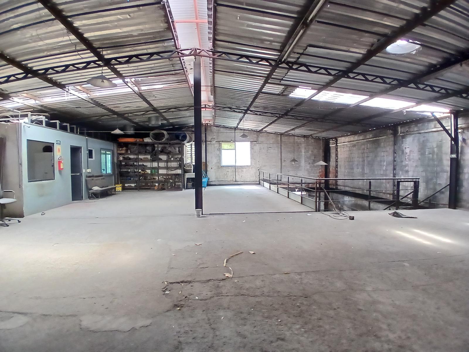 ESPA&Ccedil;O MESANINO ANGULO III