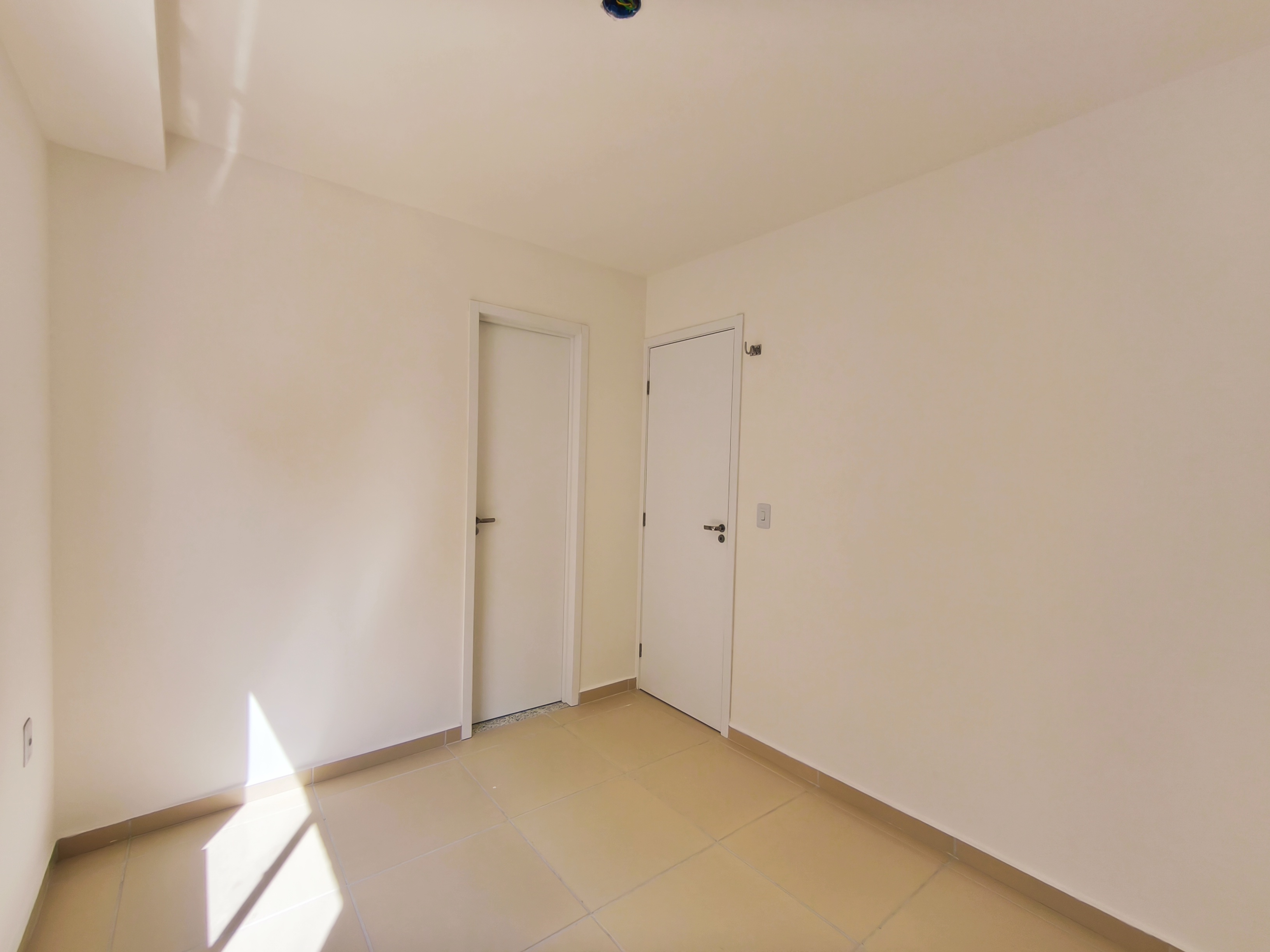 SUITE I ANGULO II