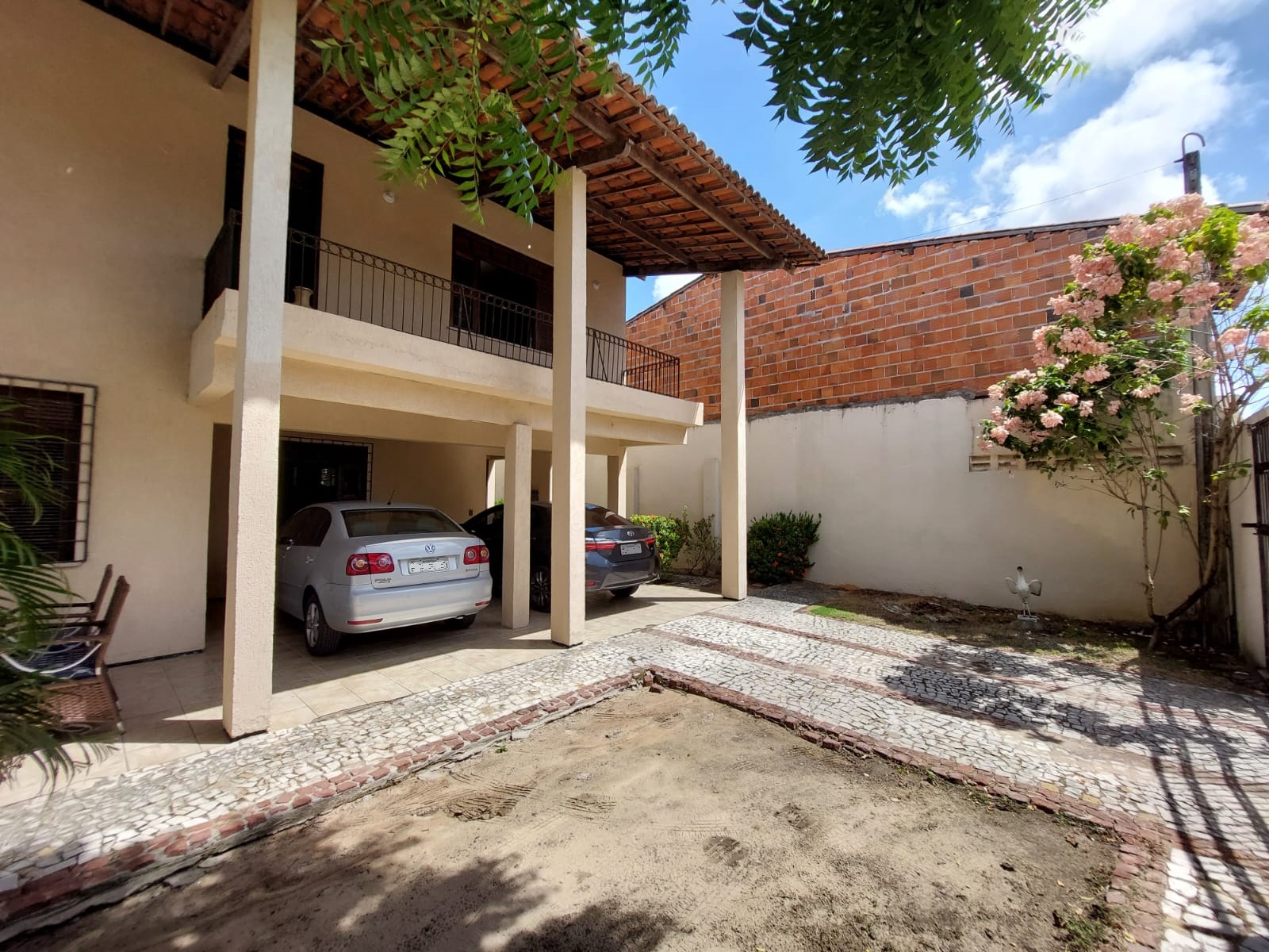 GARAGEM ANGULO II