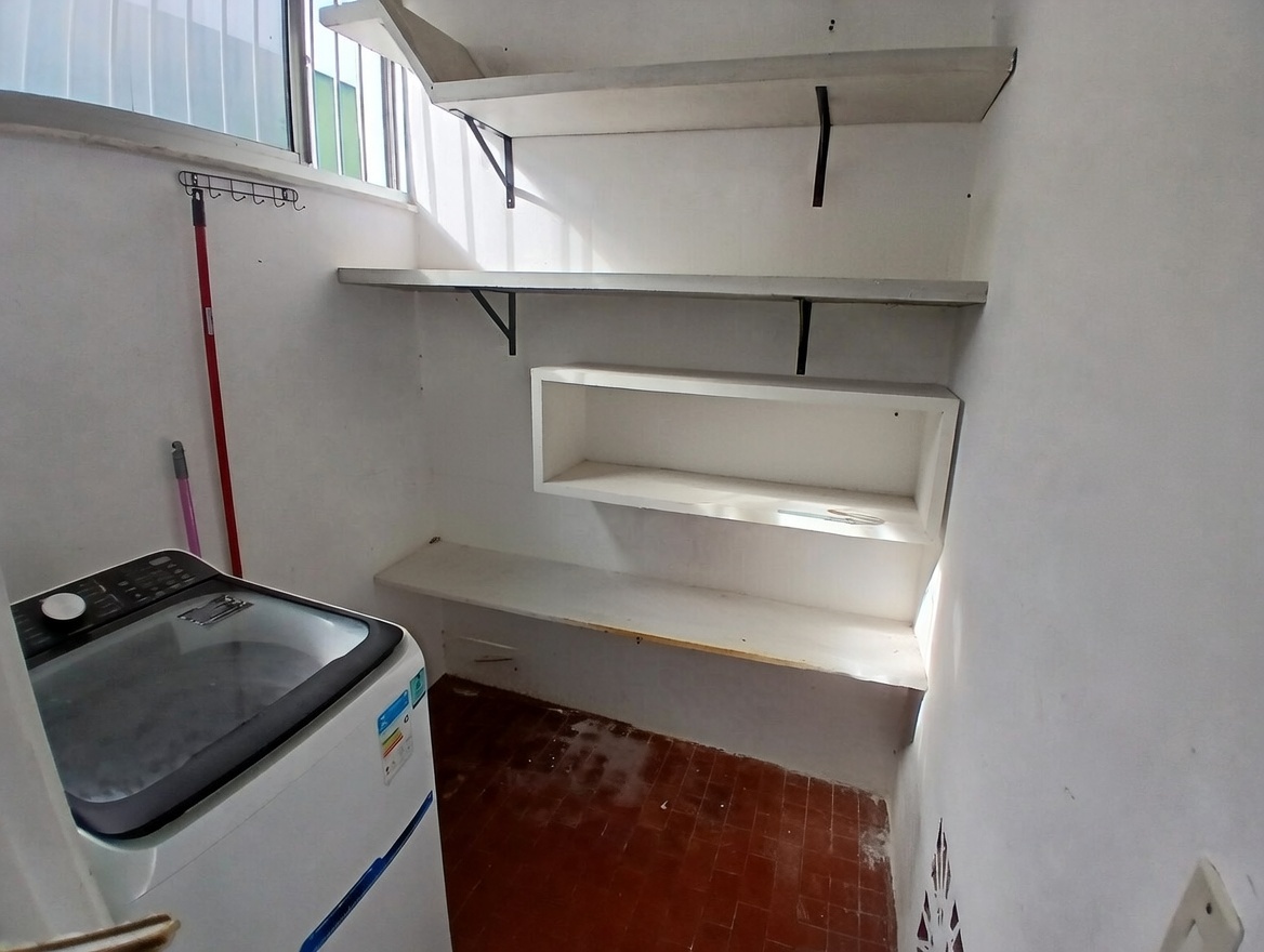 &Aacute;REA DE SERVI&Ccedil;O